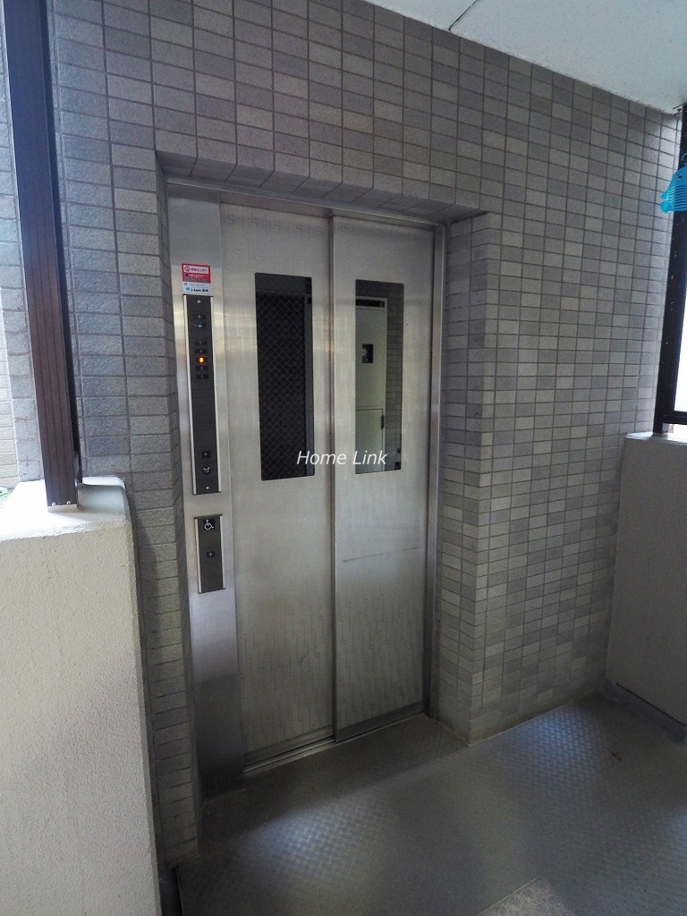 コスモ東武練馬シティフォルム　エレベーターホール